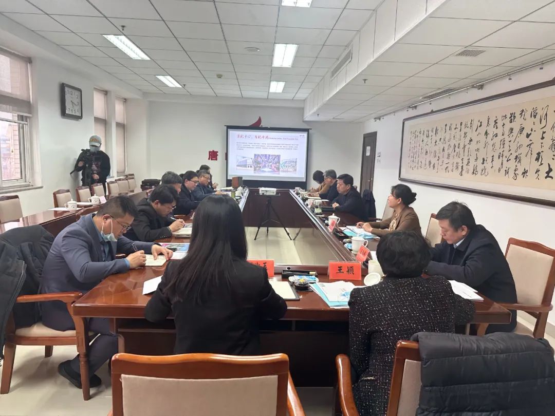 北京鲜农都投资有限公司董事长刘英慧率队前往唐山与高新区管委会主任会谈 北京鲜农都投资有限公司董事长刘英慧率队前往唐山与高新区管委会主任会谈